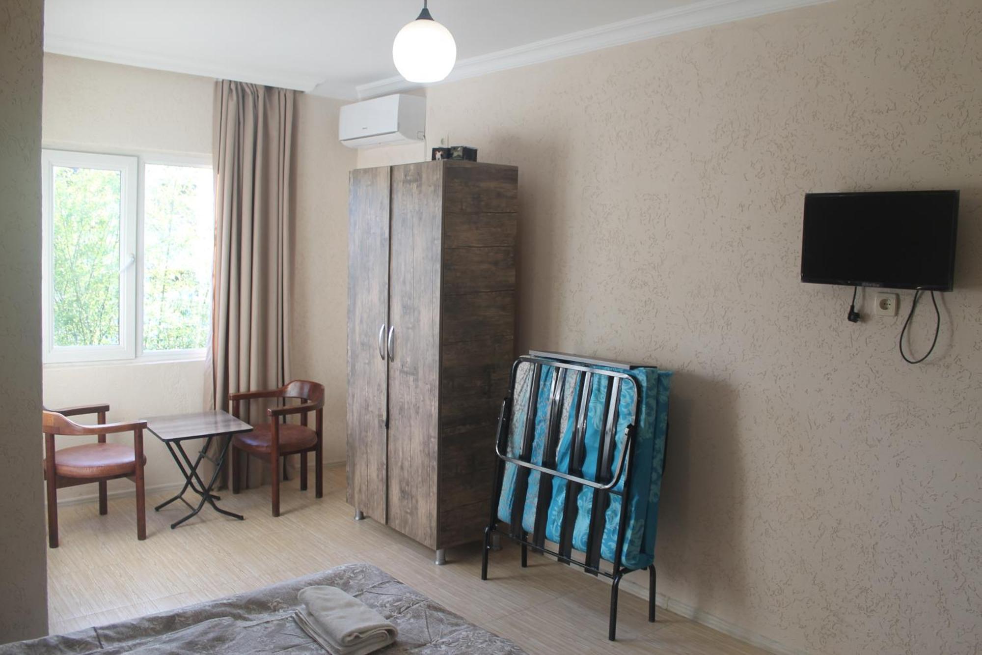 Zaza Hotel Кобулети Екстериор снимка